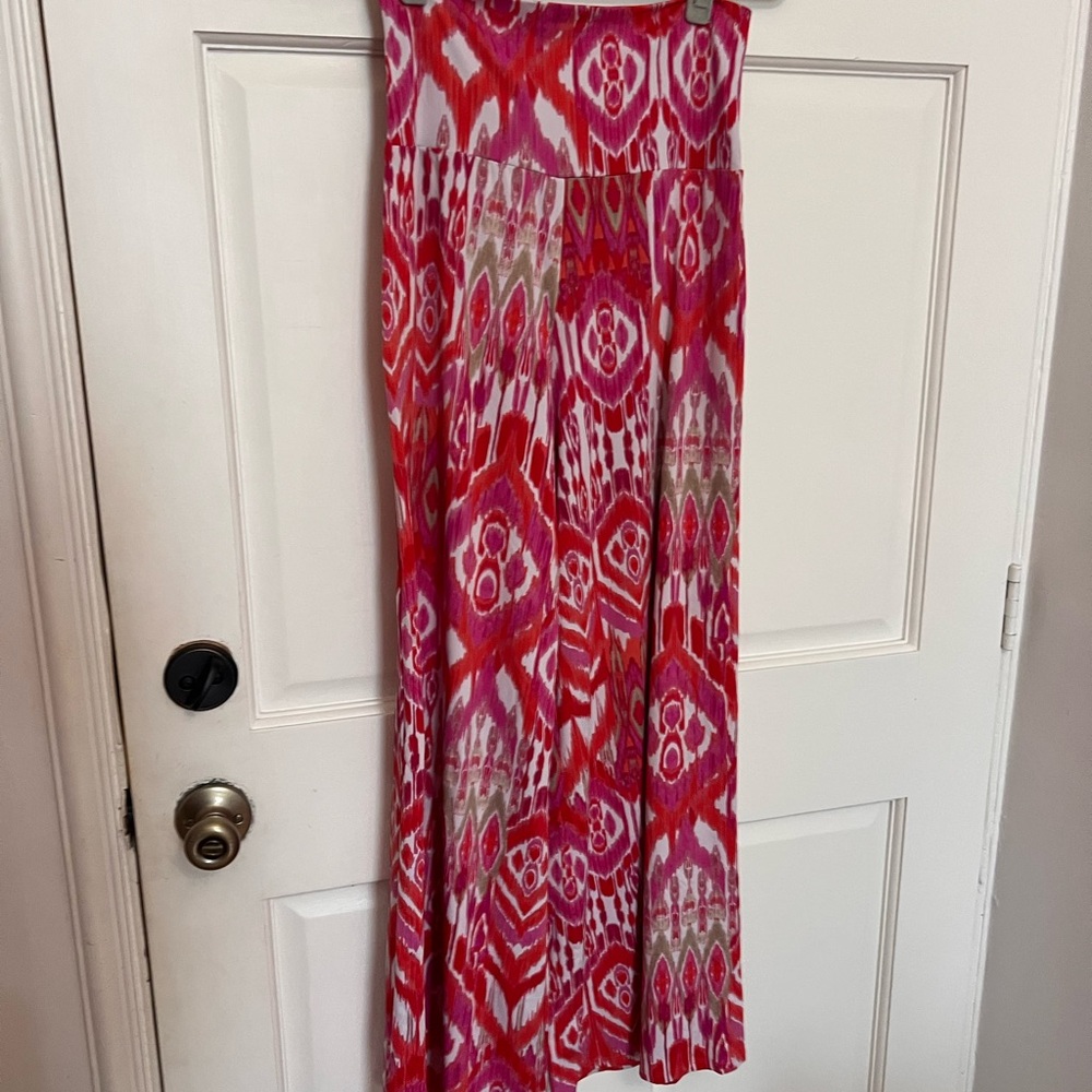 Vibrant Pink and Red Patterned Women's Wide Leg Pant